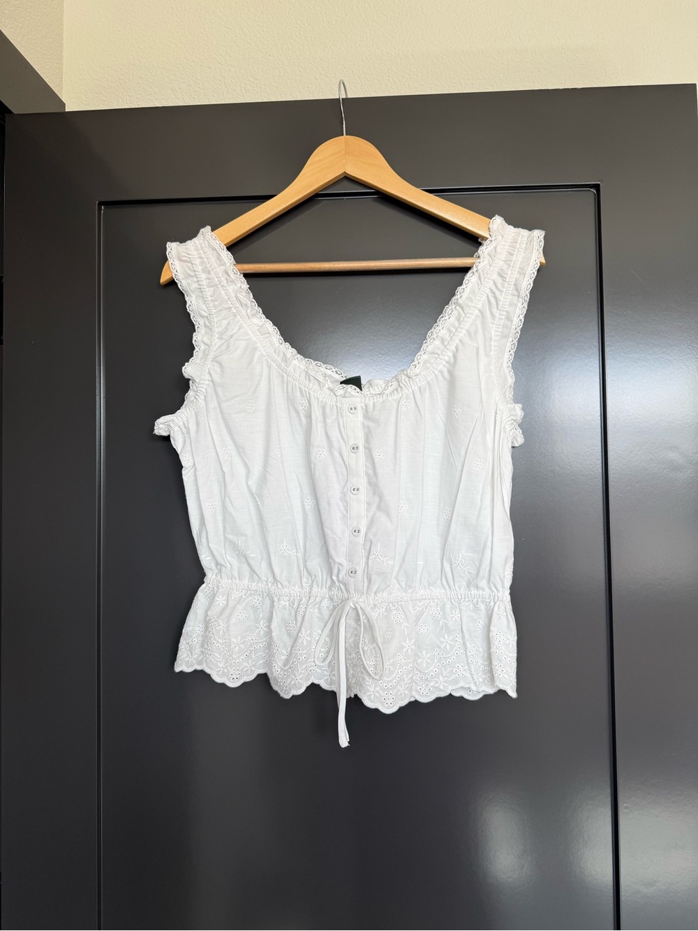 Wild Fable White Eyelet Ruffle-Sleeve Peplum Tank Top